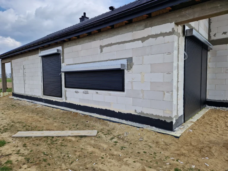 Rolety zewnętrzne podtynkowe ral9006 Lublin realizacja